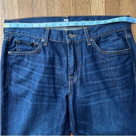 7 for All Mankind Straight Leg Standard Jeans Dark Wash 33 Waist EUC - Picture 6 of 9